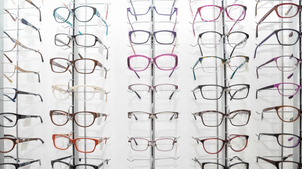 Three reasons to wear glasses even if you don’t need visual correction