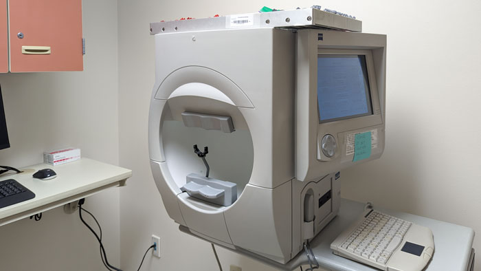 Interior photo of optometry equipment at Southwestern Eye Center's Westridge location