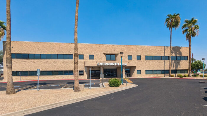 Exterior photo of Southwestern Eye Center's Westridge location