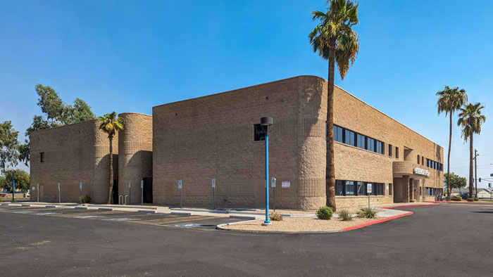 Exterior photo of Southwestern Eye Center's Westridge location