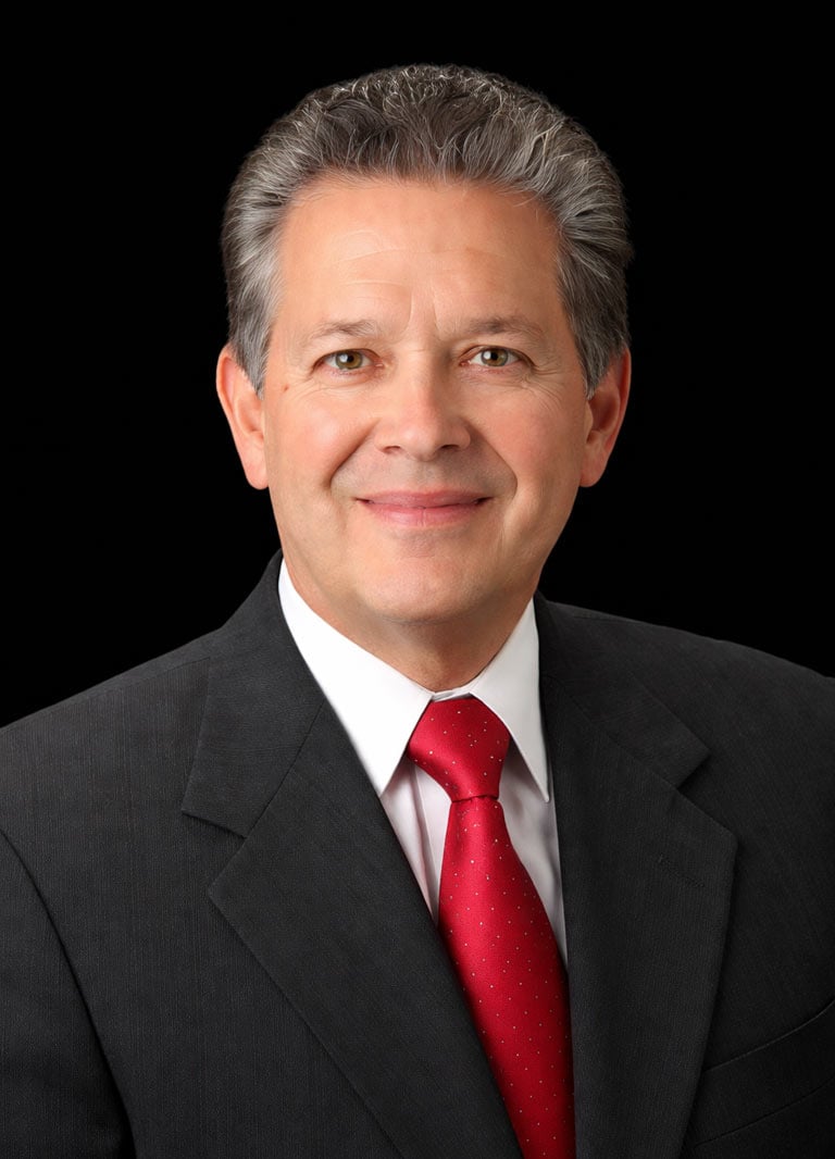 Robert Villalobos, MD